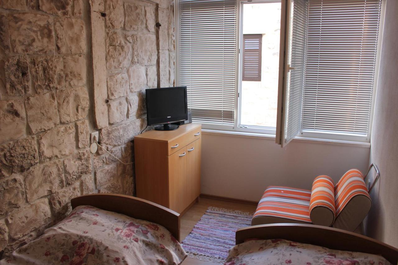 Lira - Studio Apartment Трогир Экстерьер фото