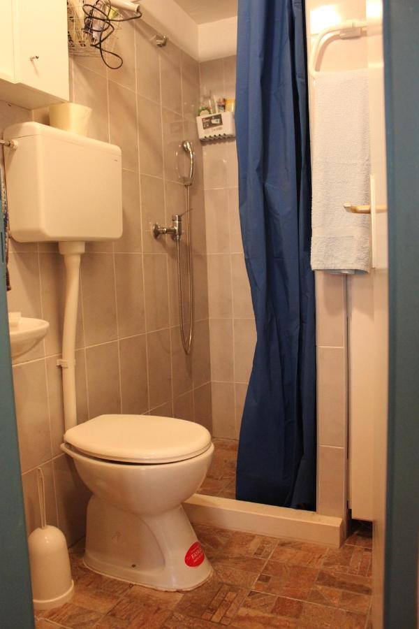Lira - Studio Apartment Трогир Экстерьер фото